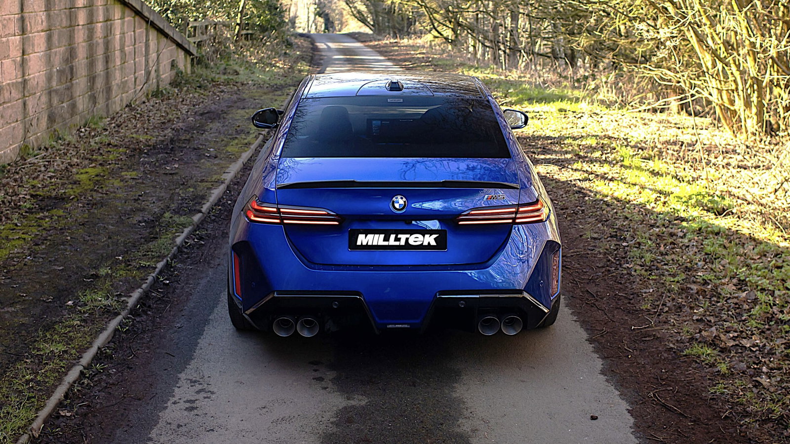 G90 BMW M5 with Milltek exhaust - rear